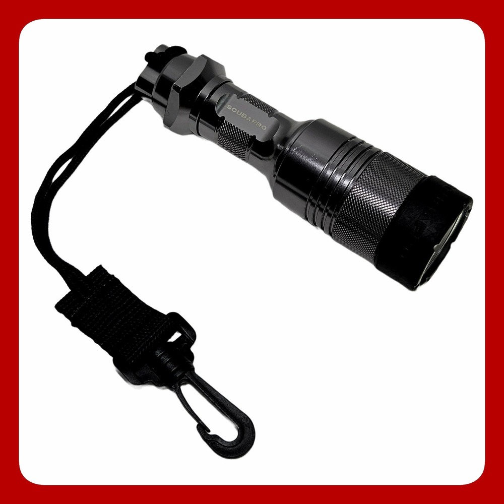 Scubapro Nova 720R Dive Light Aluminum LED Underwater Flashlight Scuba Gear